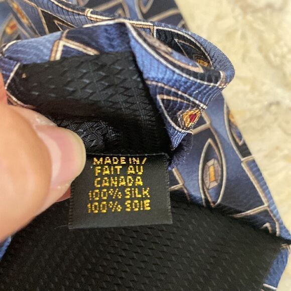 Christian Dior 100% Silk Tie - Picture 6 of 8